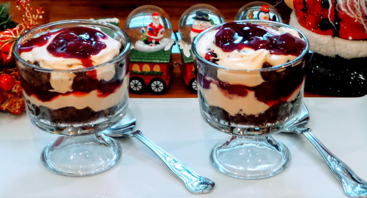 Trinidad Black Cake Trifle (Caribbean Fruit/Black Cake)